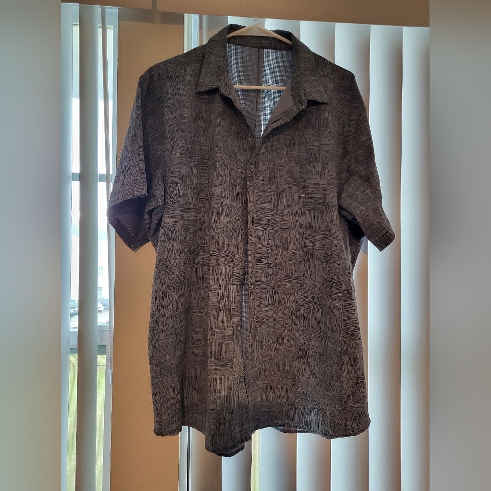 lululemon athletica Black Patterned Men's Shirt
